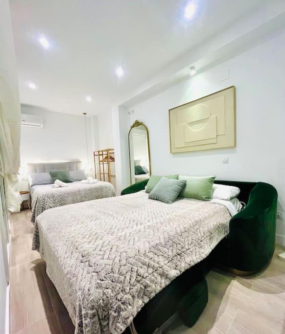 马拉加New Luxurious Studio With Patio/Center公寓 外观 照片